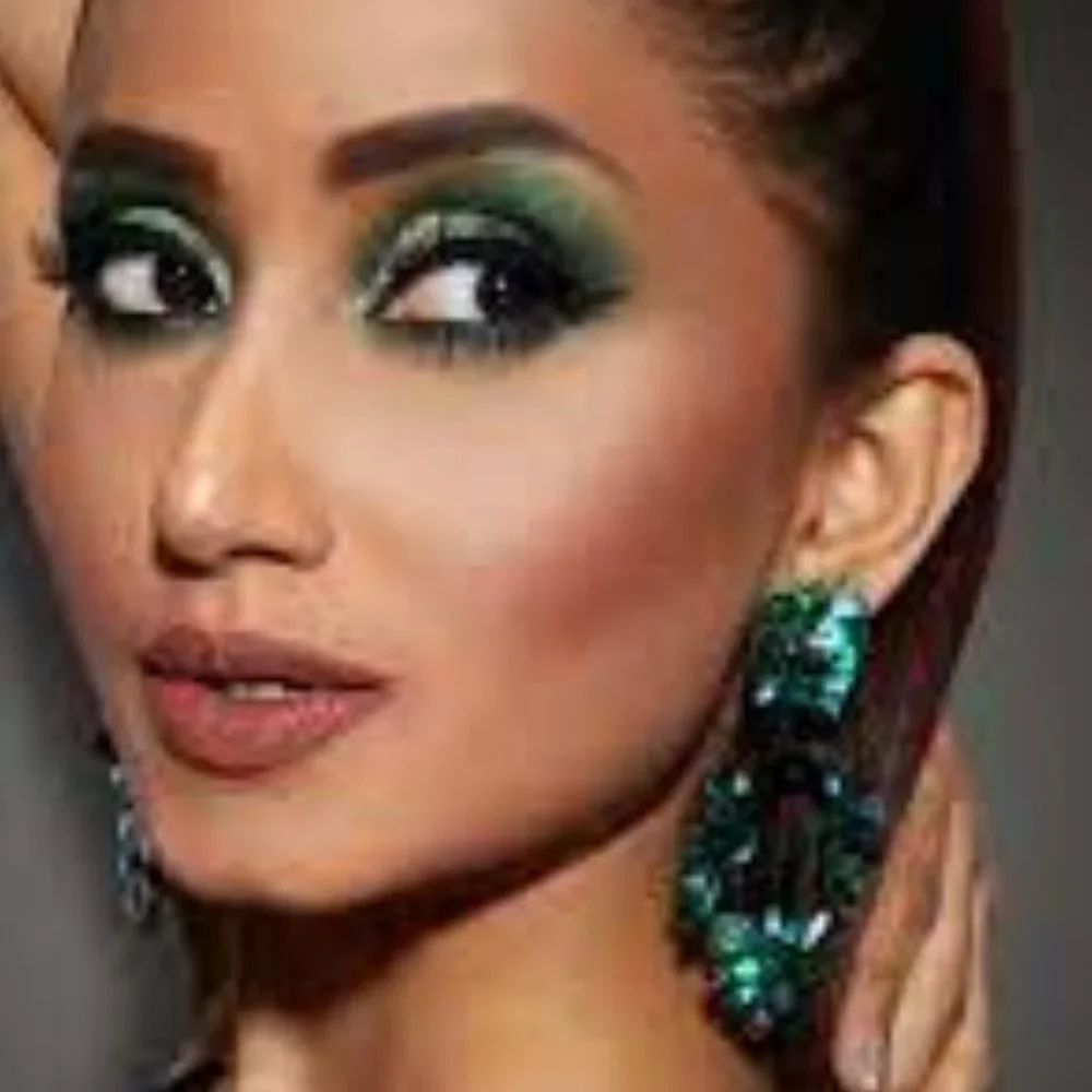 MAC EMERALD CUT eye shadow Dazzleshadow NIB green sparkle last one!